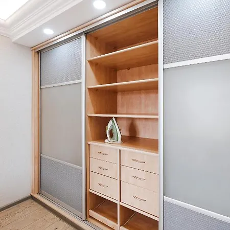 Apartment Cityapartments Kyiv Lva Tolstogo