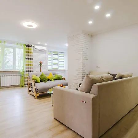 Apartment Cityapartments Kyiv Lva Tolstogo *